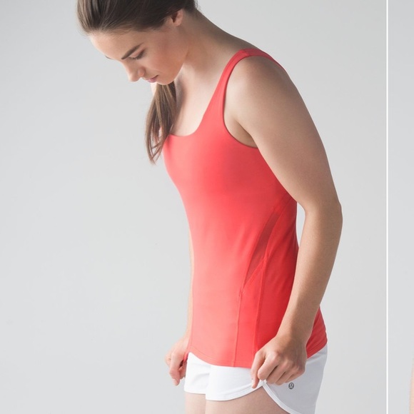 Lulu “Rise & Flow” tank ✨ - Picture 3 of 6